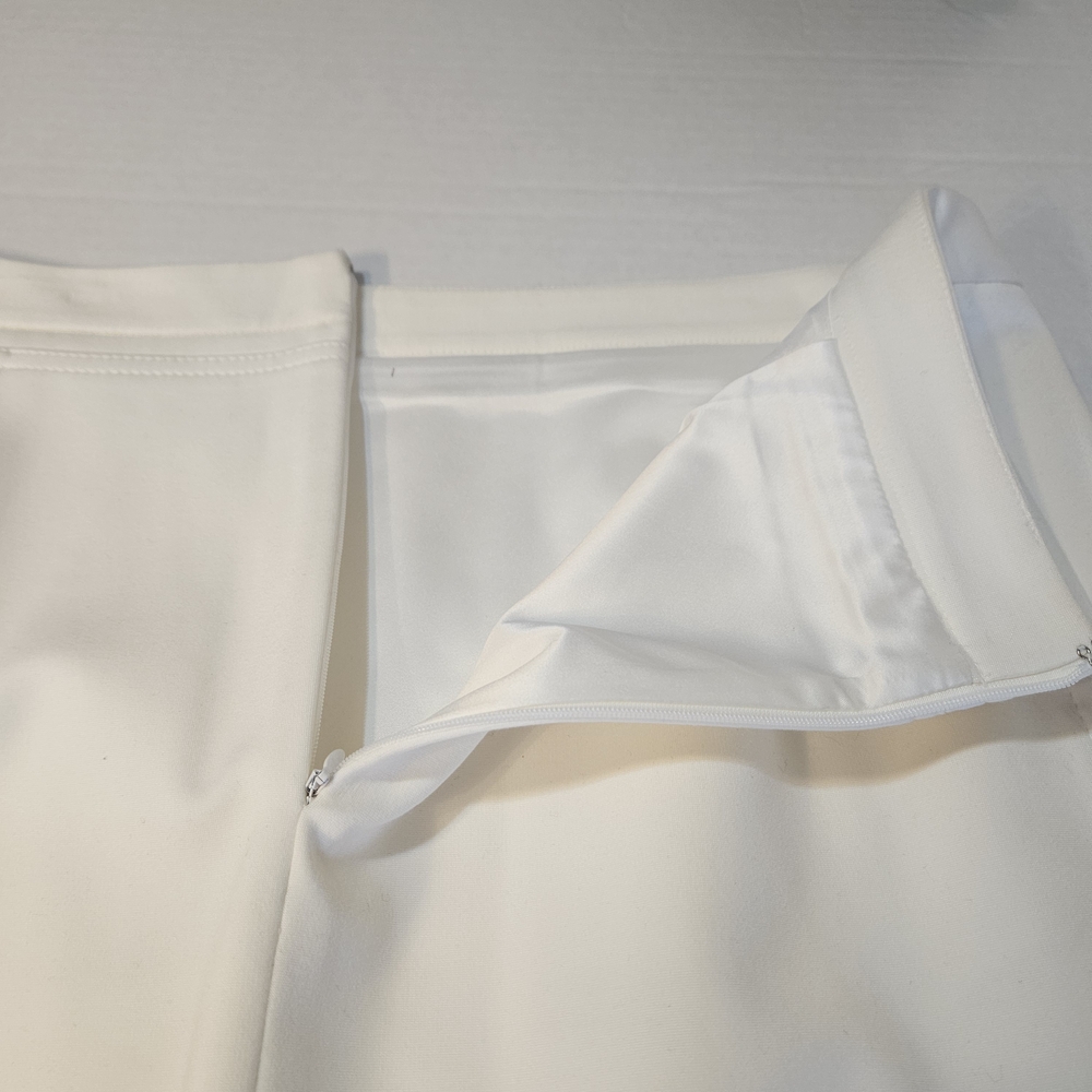 White House Black Market Classic White Buttoned Pencil Skirt - Picture 6 of 12